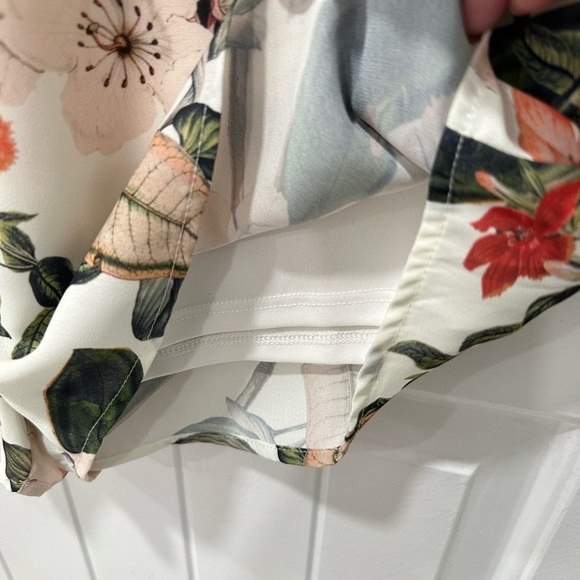 Show Me Your MuMu Floral Long-Sleeve Romper - Picture 4 of 7